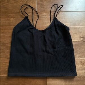 FOREVER 21 SEAMLESS CROP TOP